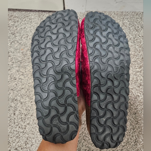 Birkenstock Women's Red Suede Slippers - Picture 5 of 6